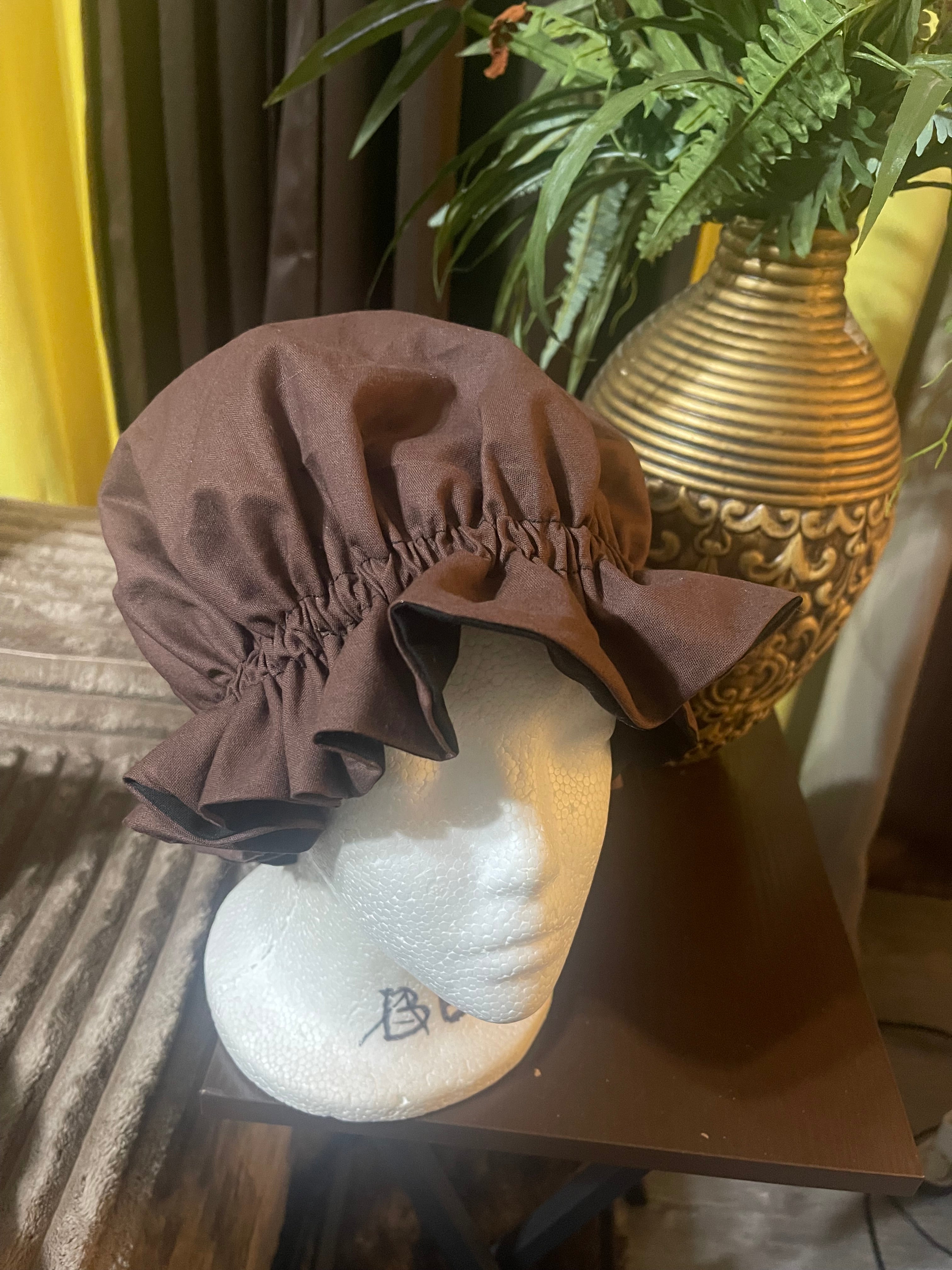 (B)UNIVERSAL WITH INITIALS NURSE BONNETS